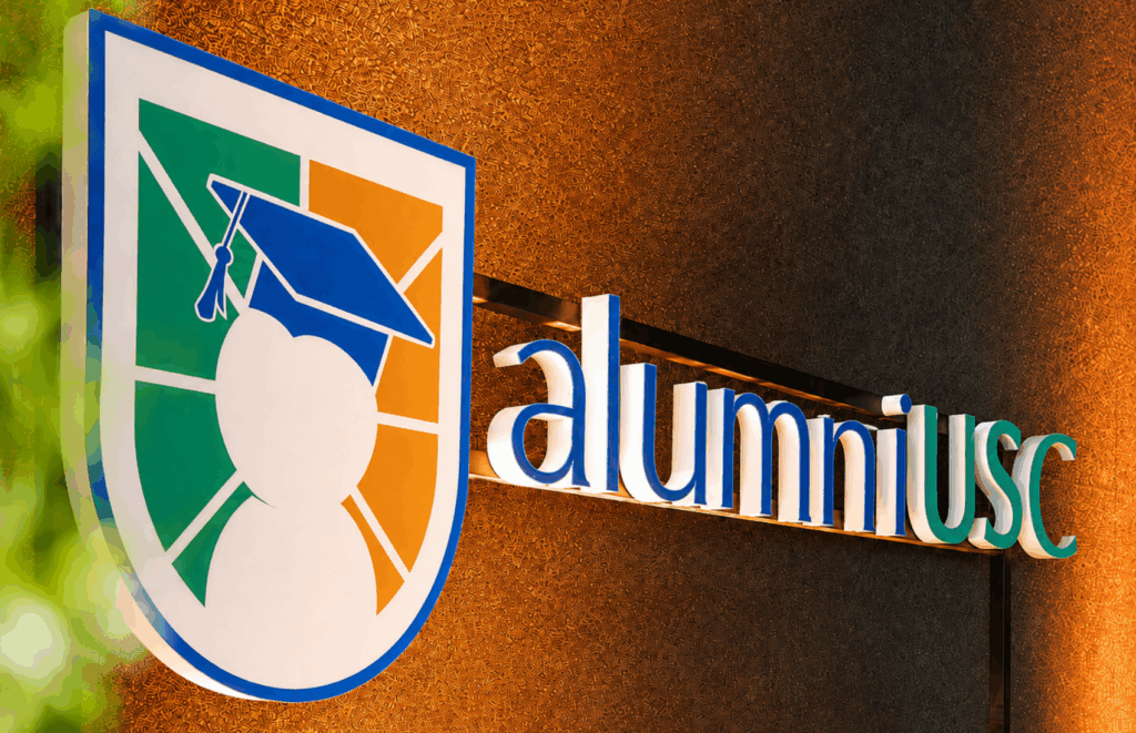 Alumni USC acompañó la graduación de 161 nuevos profesionales en Ciudad del Este