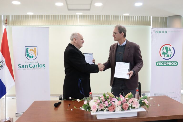 La Universidad San Carlos y Fecoprod reafirman su alianza para impulsar la educación, la innovación y el desarrollo productivo